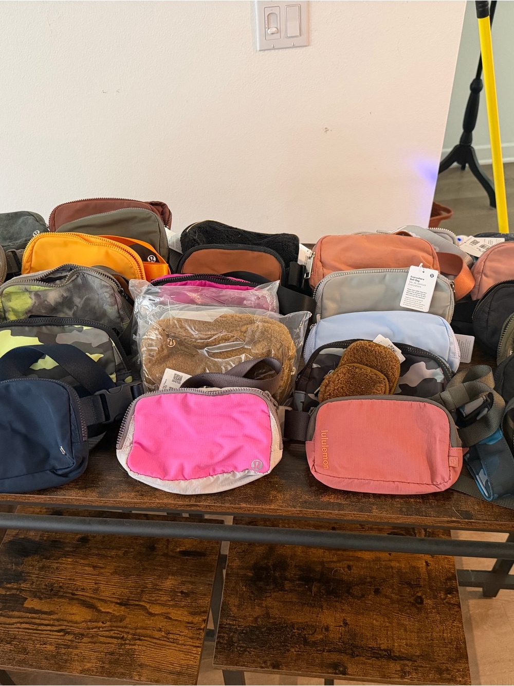 lululemon belt bag - mixed lot
